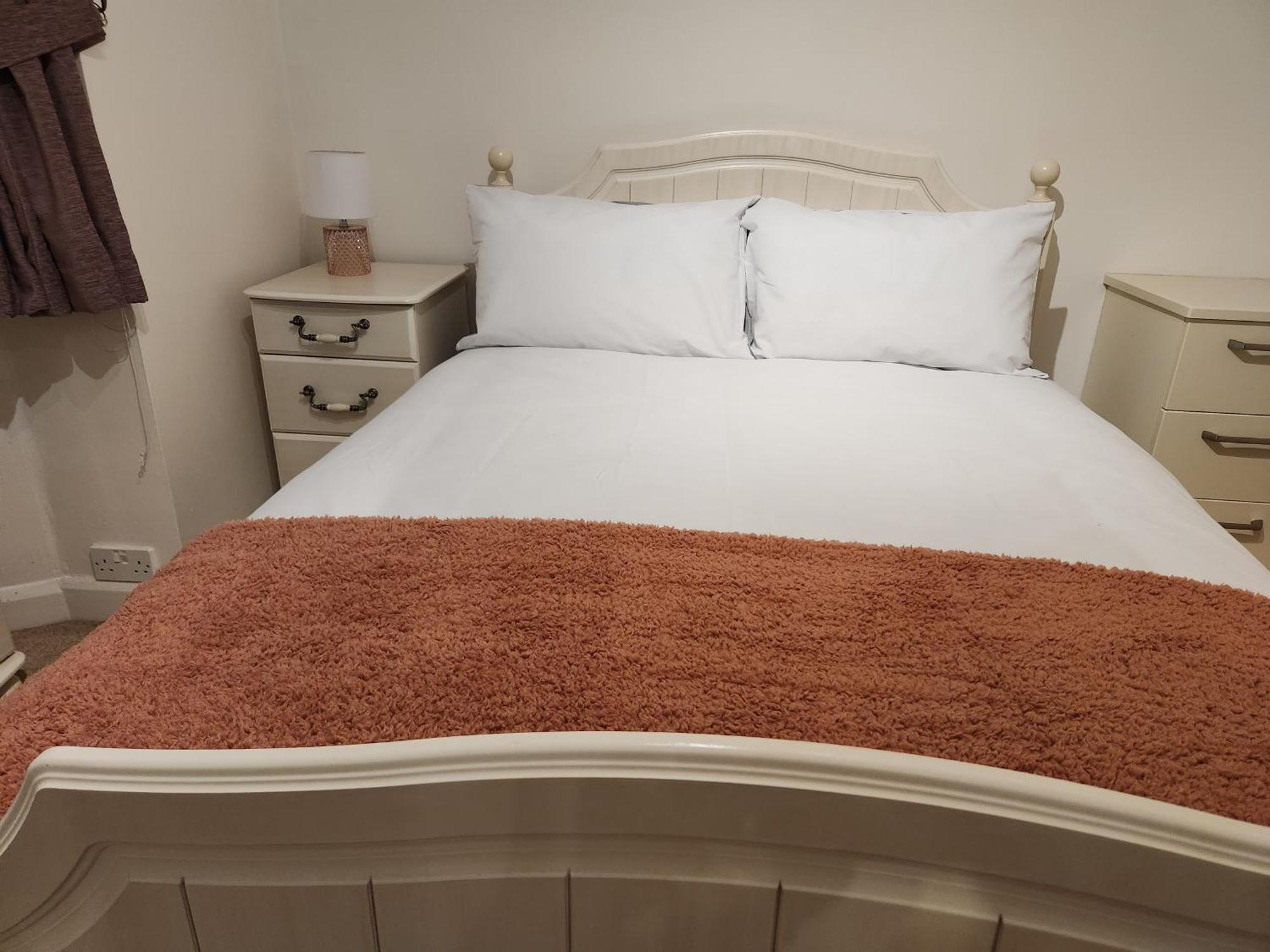 Elmdon House With 4 Spacious Bedrooms To Choose Birmingham Ngoại thất bức ảnh