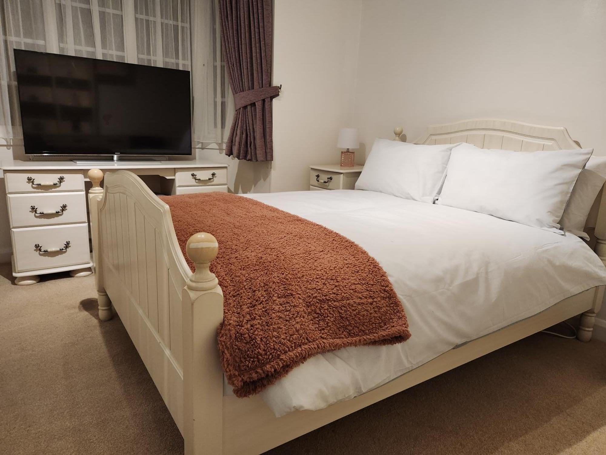 Elmdon House With 4 Spacious Bedrooms To Choose Birmingham Ngoại thất bức ảnh
