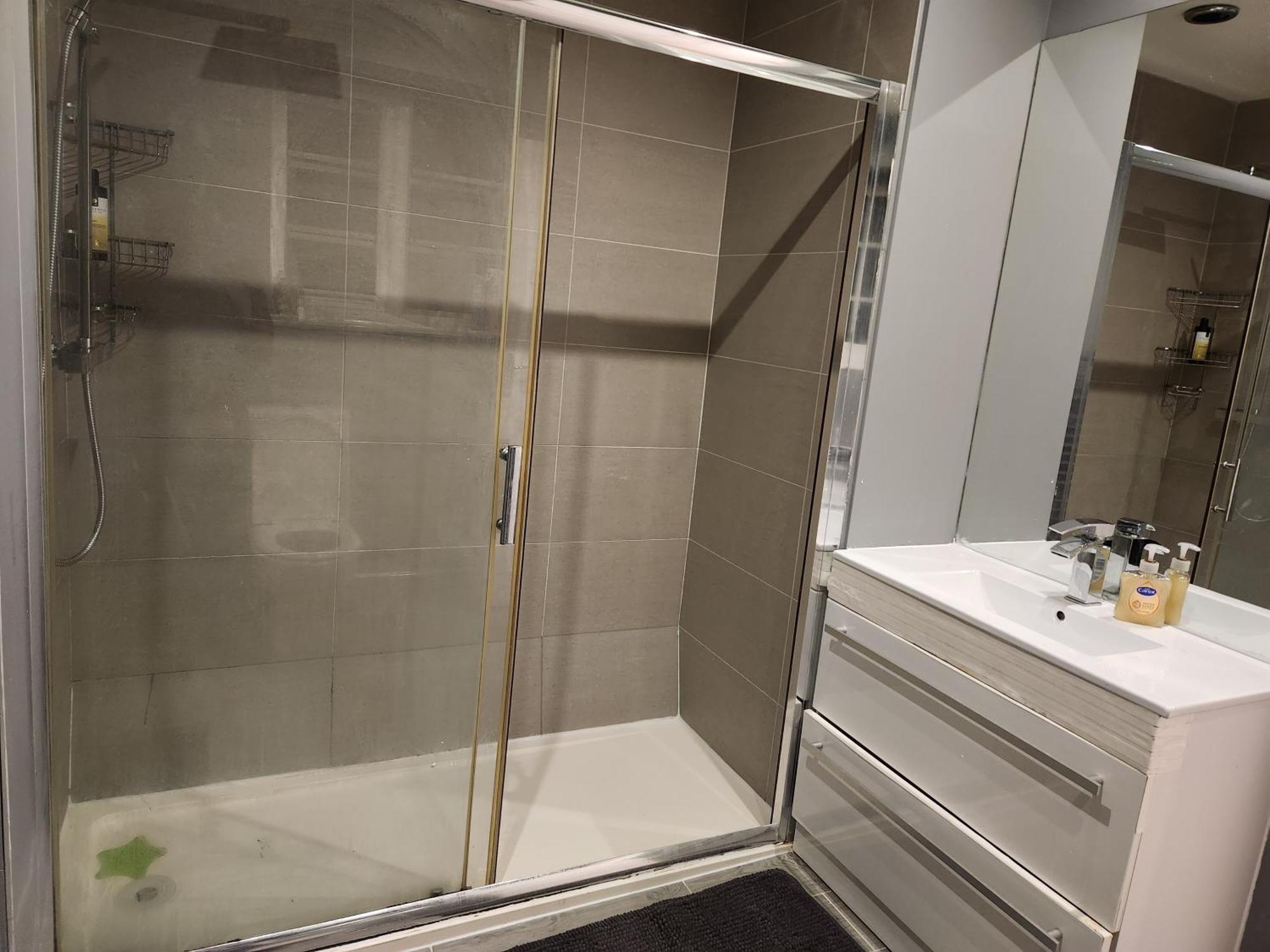 Elmdon House With 4 Spacious Bedrooms To Choose Birmingham Ngoại thất bức ảnh