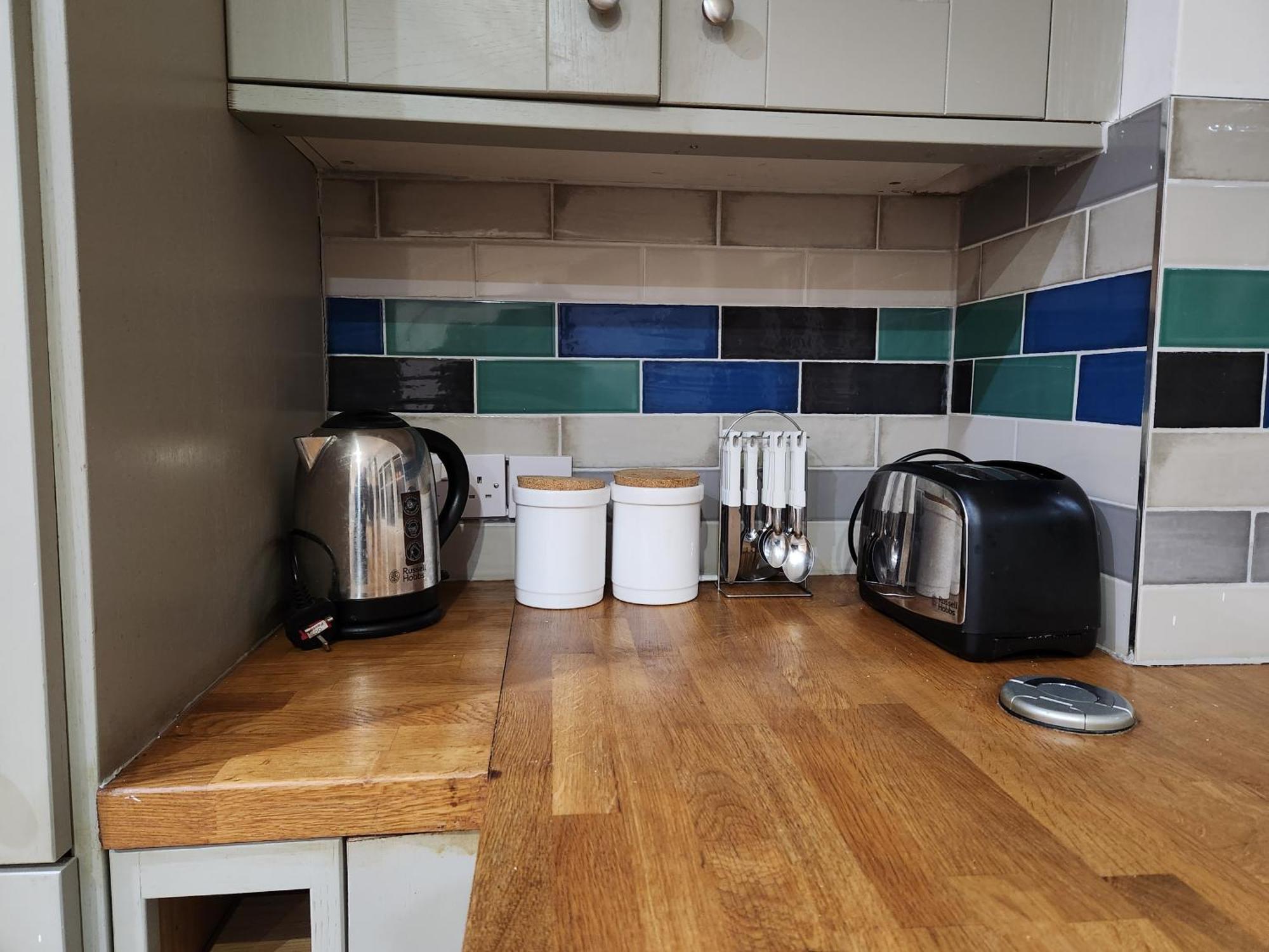Elmdon House With 4 Spacious Bedrooms To Choose Birmingham Ngoại thất bức ảnh